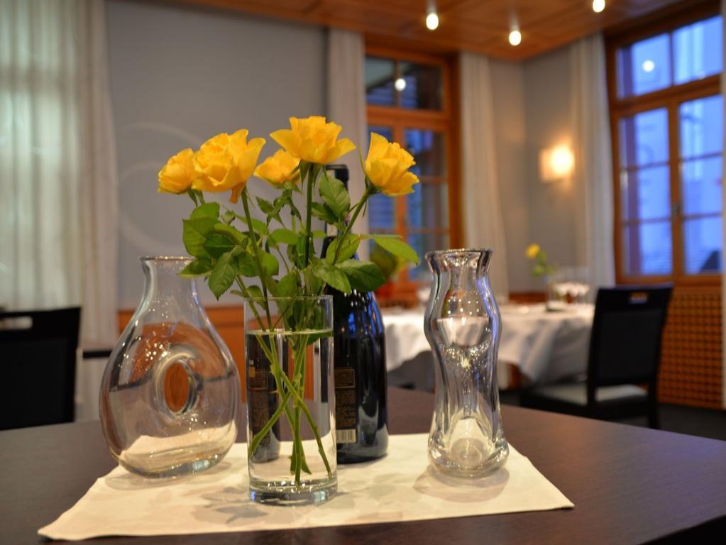 Hotel Brauerei Frohsinn อาร์บอน ภายนอก รูปภาพ